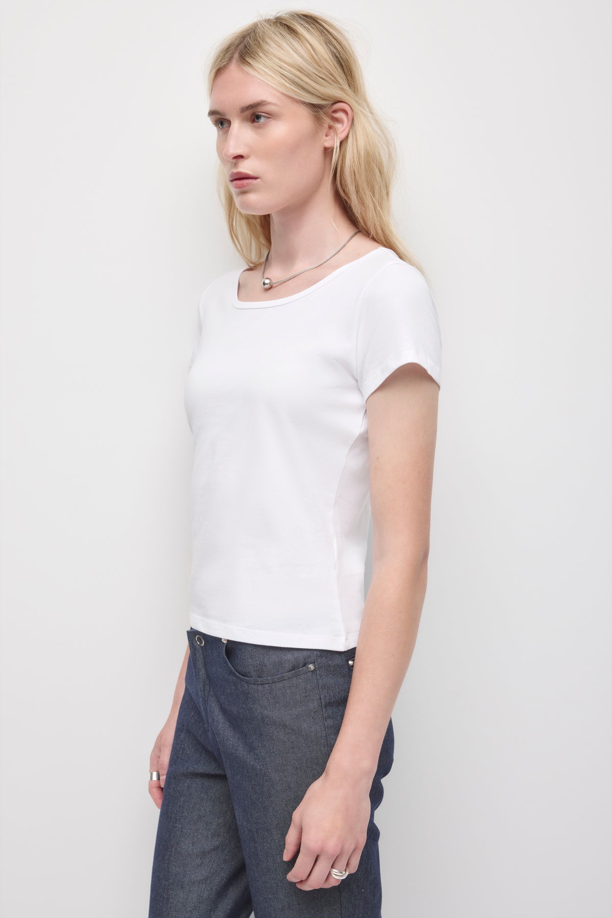 Women's Essential Scoop Tee in White