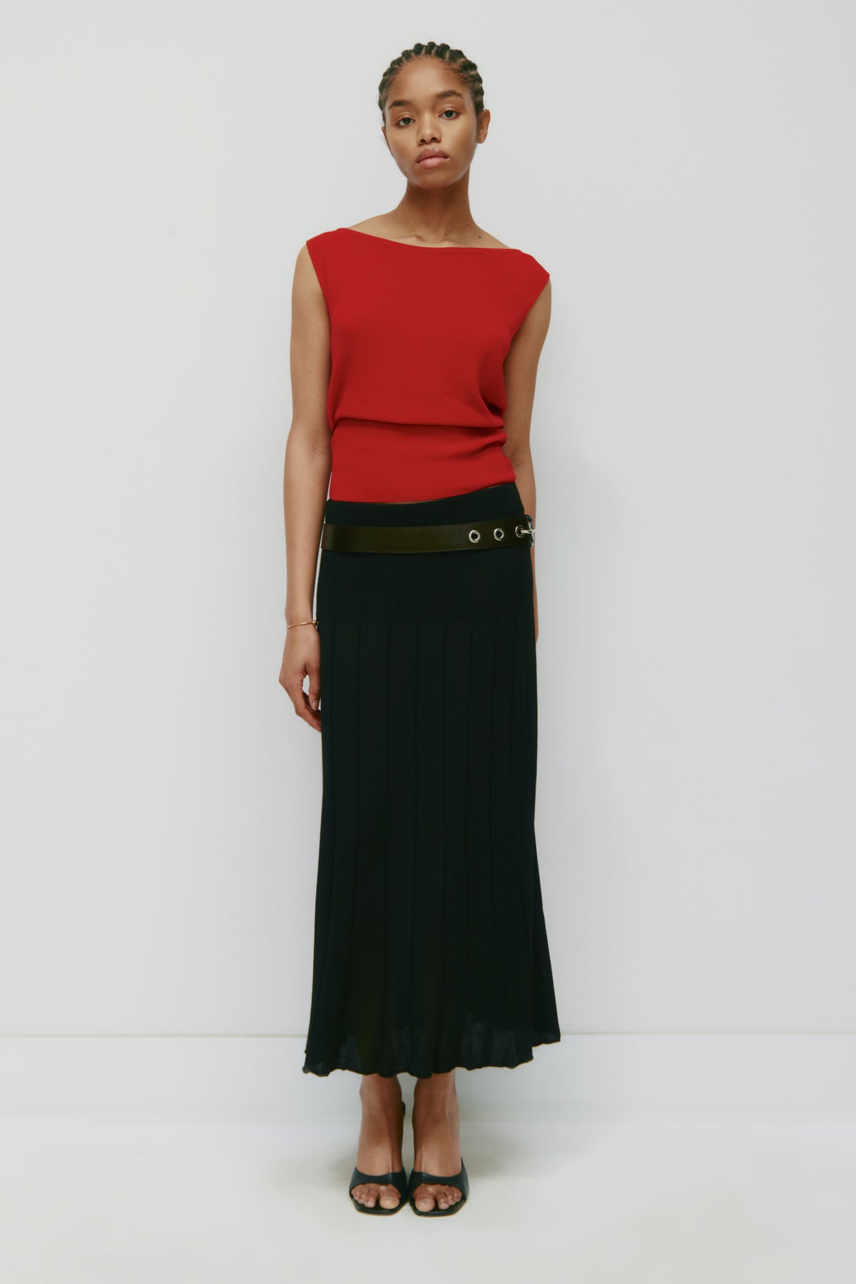 Model is 5'8" and is wearing a size XS.