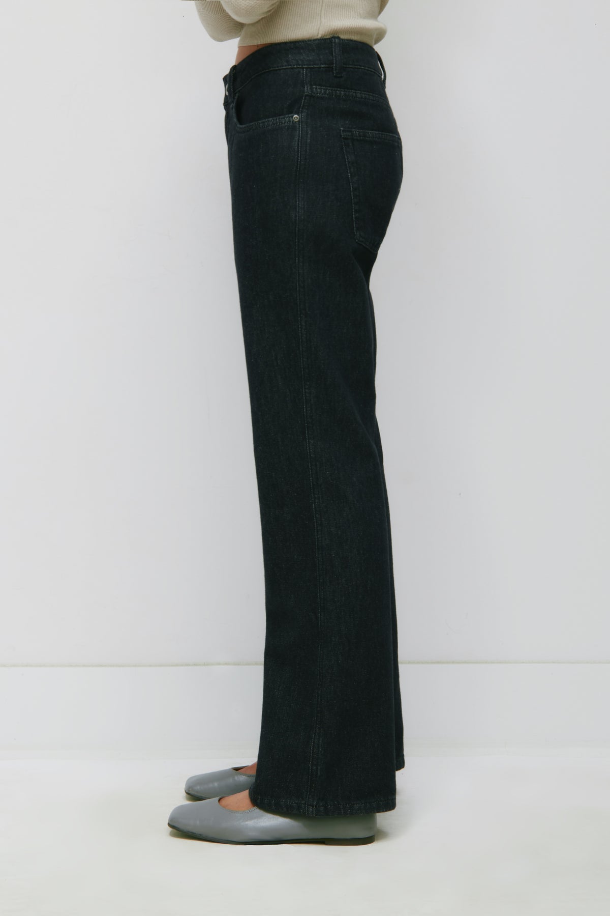 Jean Marfa pour femme en washed Black