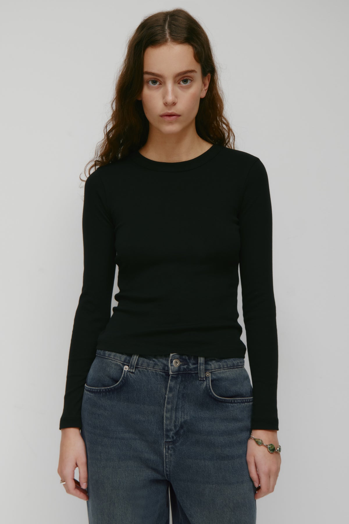 Model is 5’9” and is wearing a size XS.