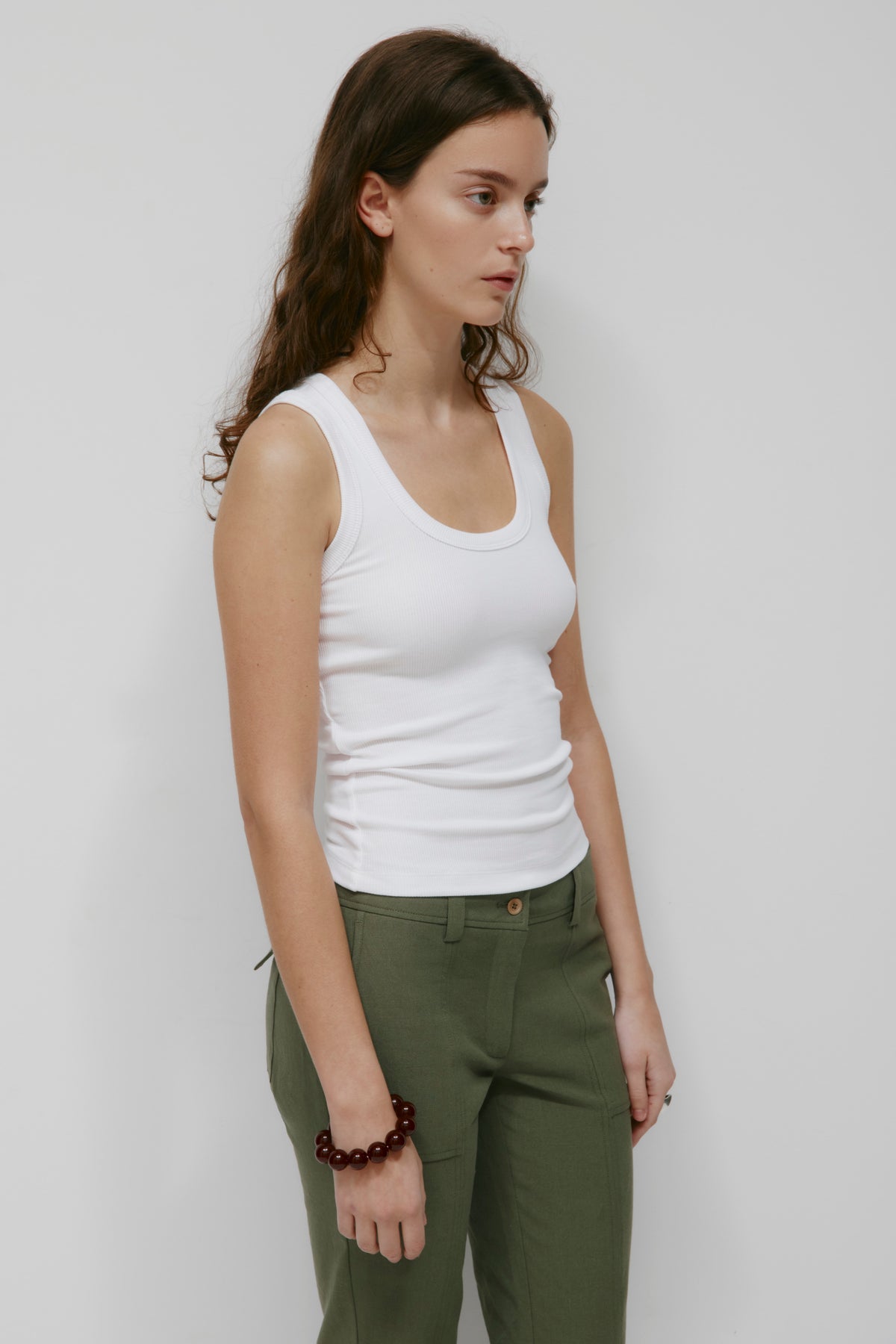 Débardeur à encolure dégagée pour femme en blanc