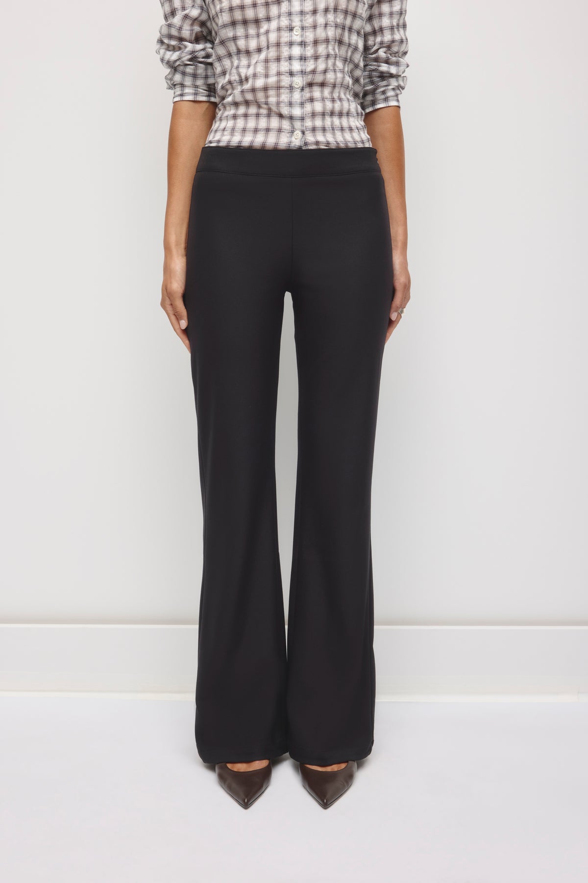 Women's Mira Flat Front Pant in Black