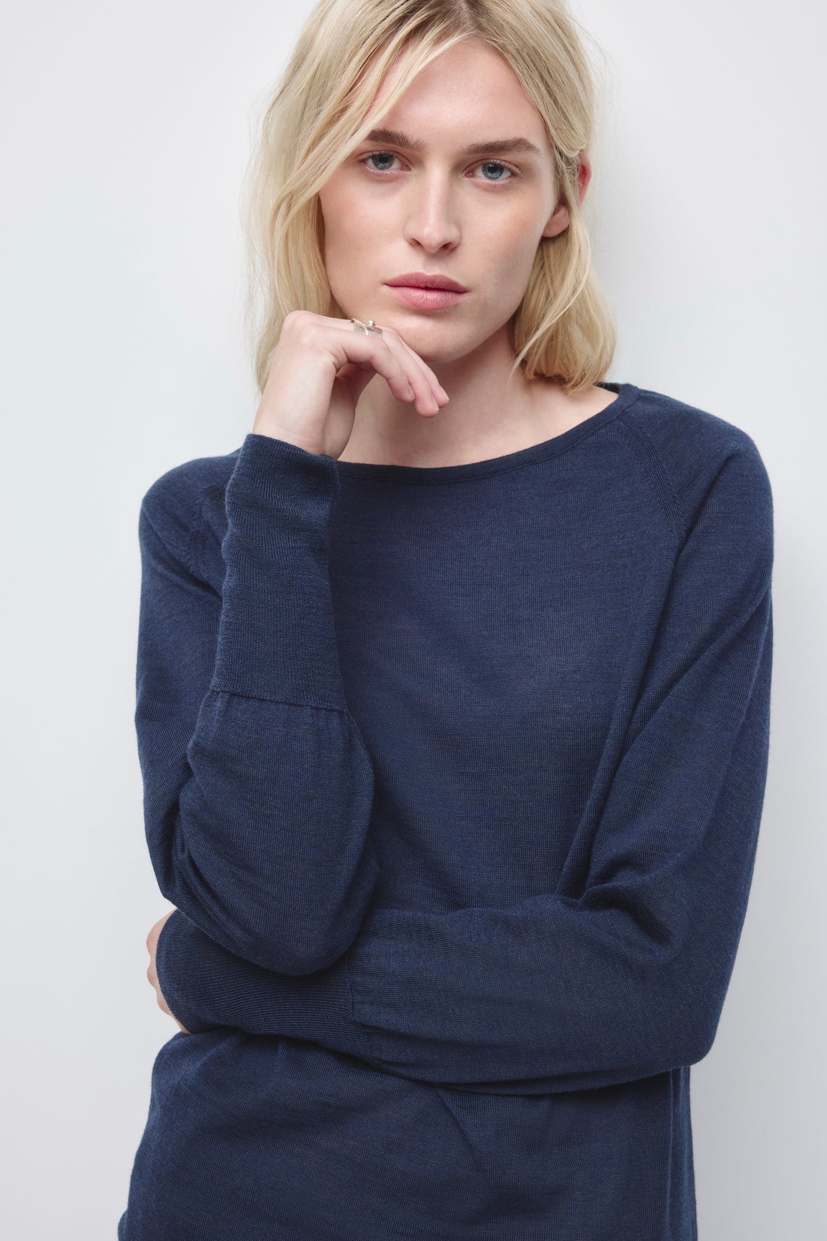 Chandail Mona Merino à manches dolman pour femme en océan profond chiné