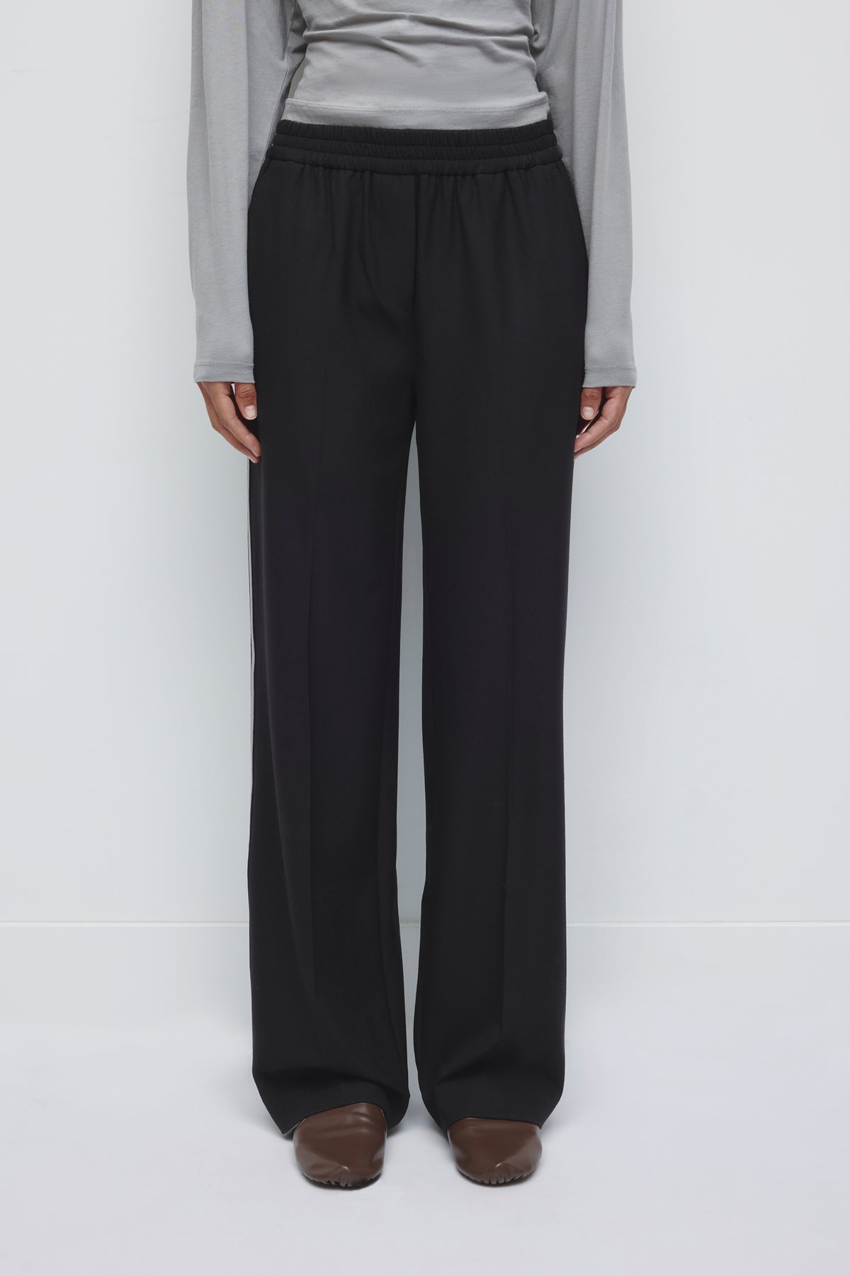 Women's Nada Track Pant in Black