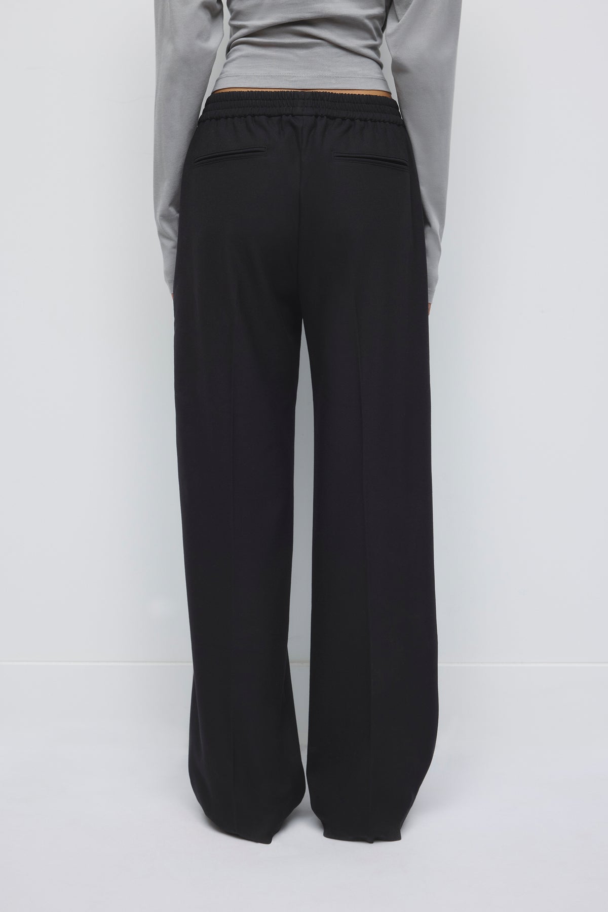 Women's Nada Track Pant in Black