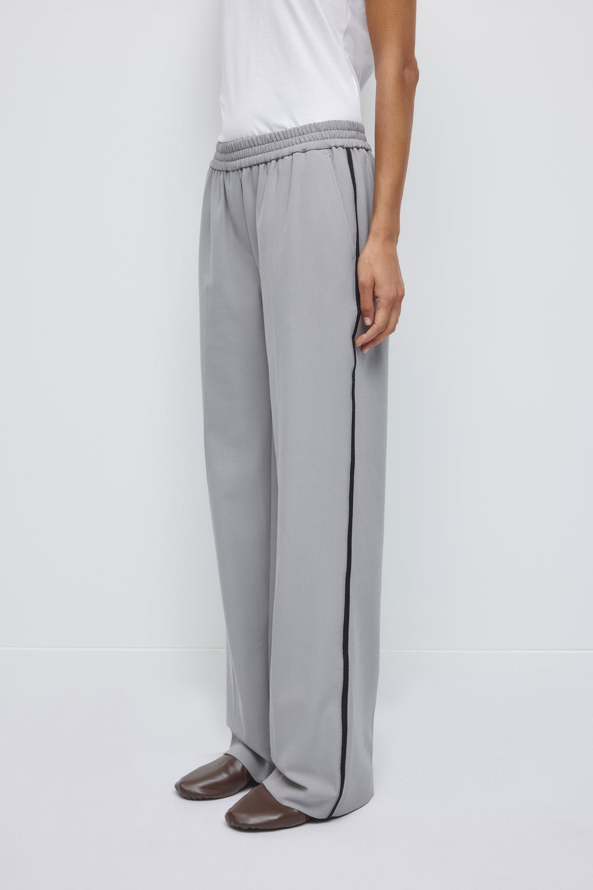 Women's Nada Track Pant in Gypsum