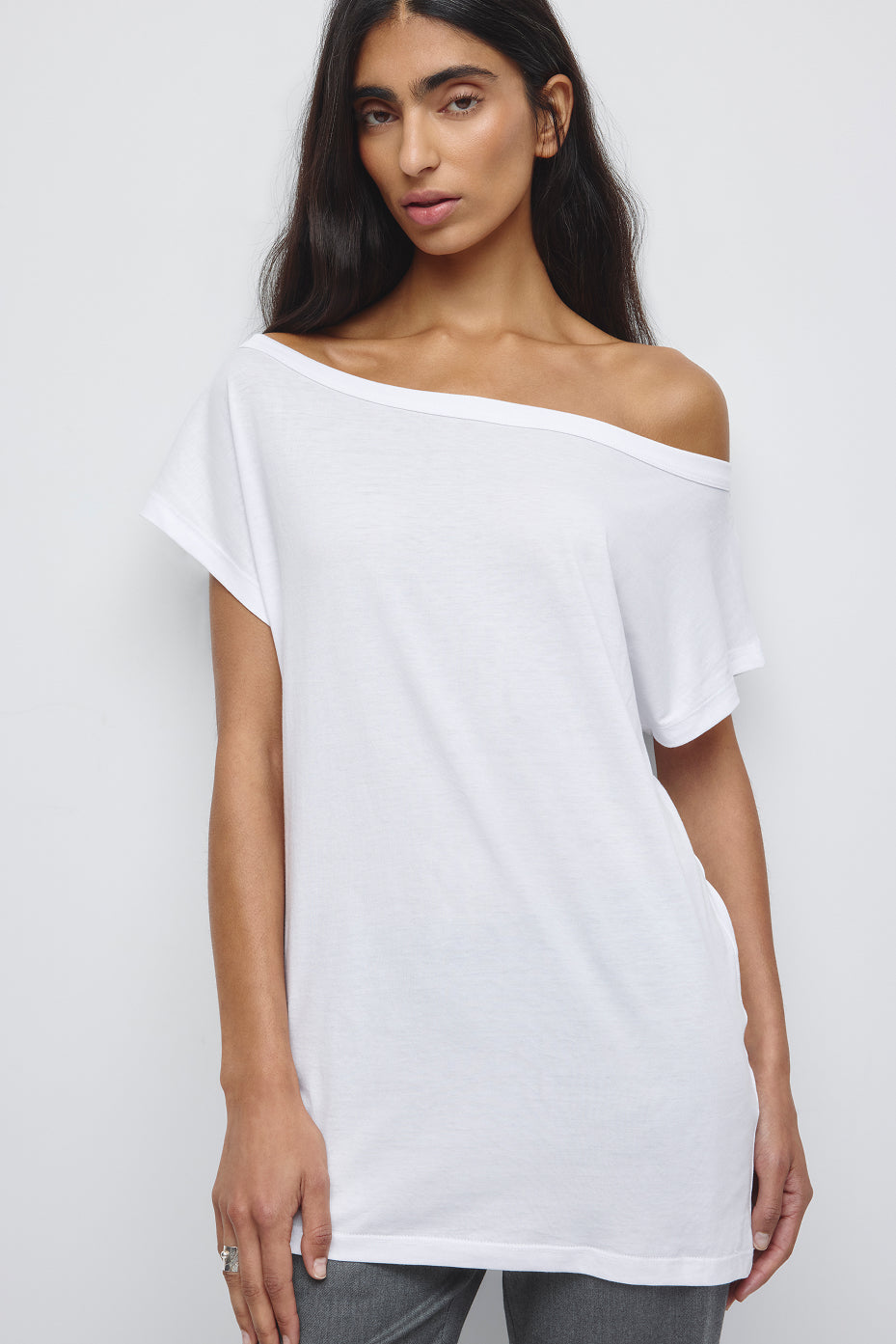 Model is 5’8” and is wearing a size XS.