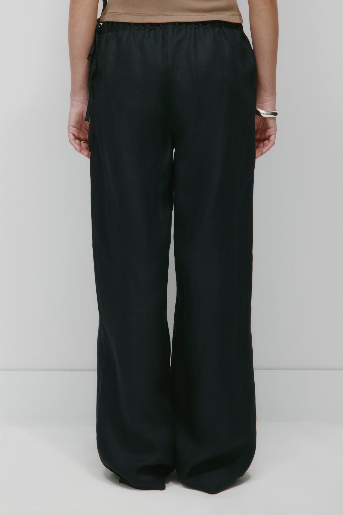 Pantalon à nouer en lin Persea pour femme en noir