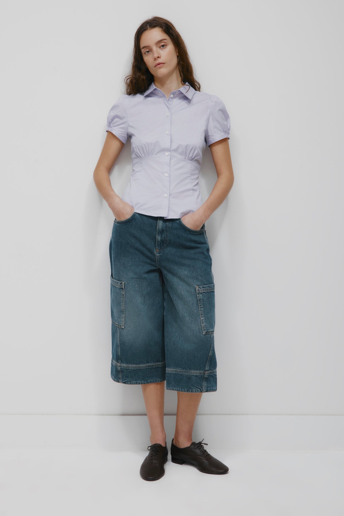 Model is 5’9” and is wearing a size XS.