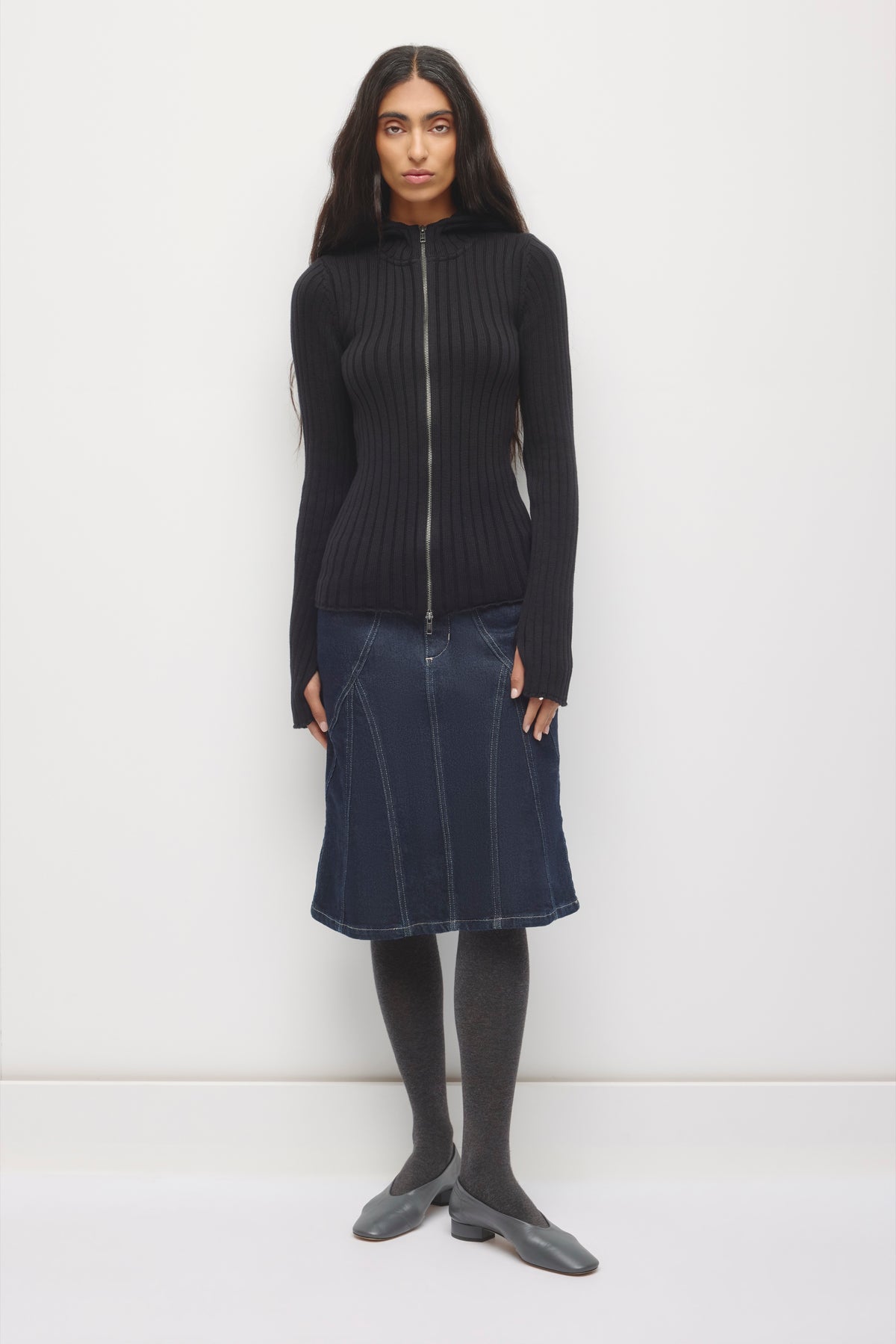Women's Rib Full Zip Elongated Hoodie in Black