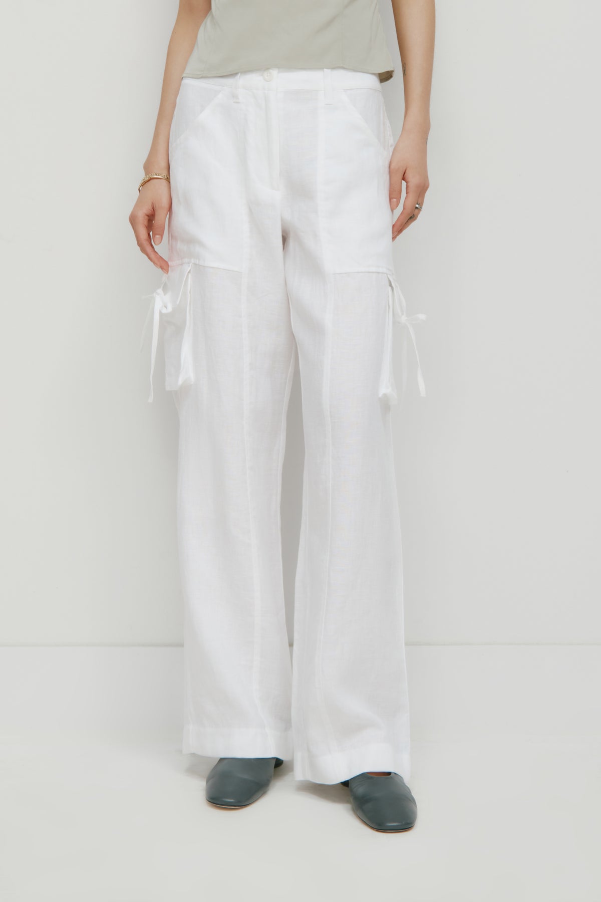 Pantalon à nouer en lin Sila pour femme en blanc