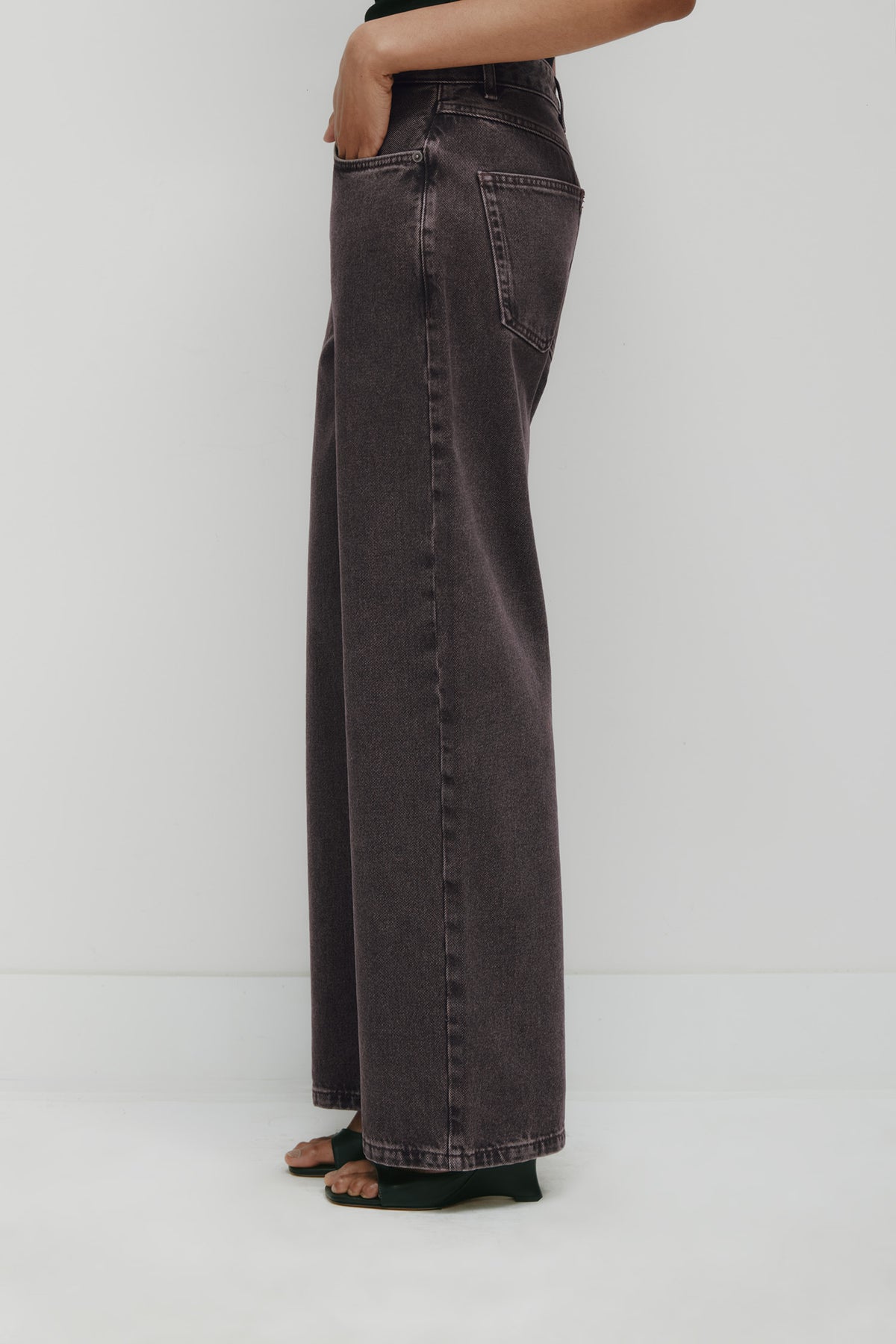 Taba Denim pour femmes en brun Délav