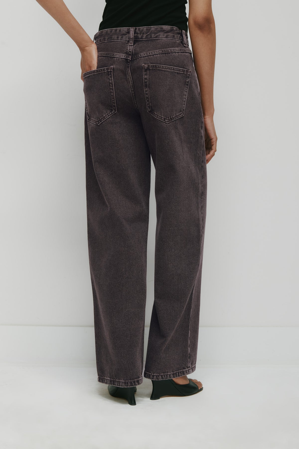 Taba Denim pour femmes en brun Délav