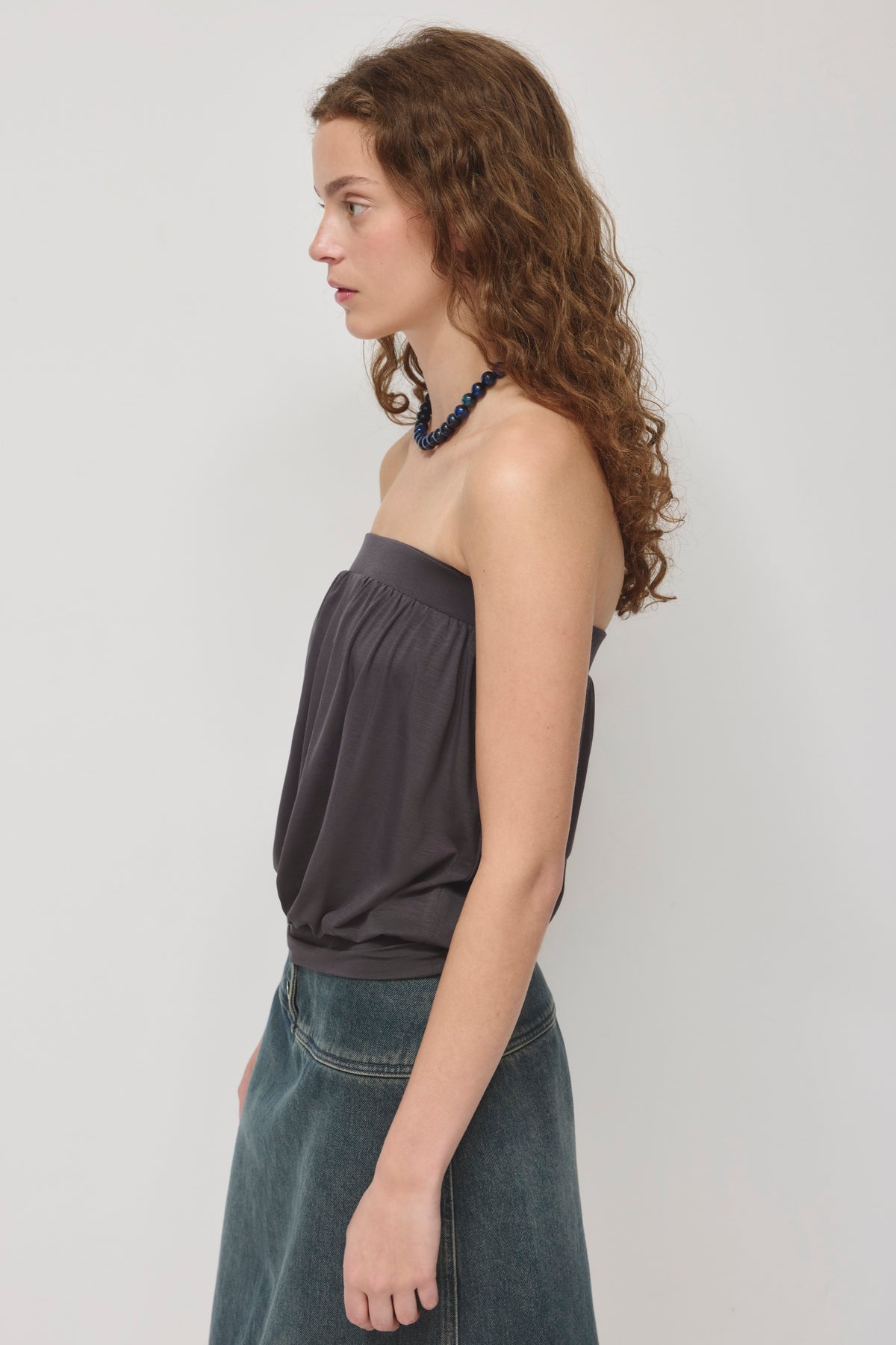 Women's Yazi Balloon Top in Charcoal