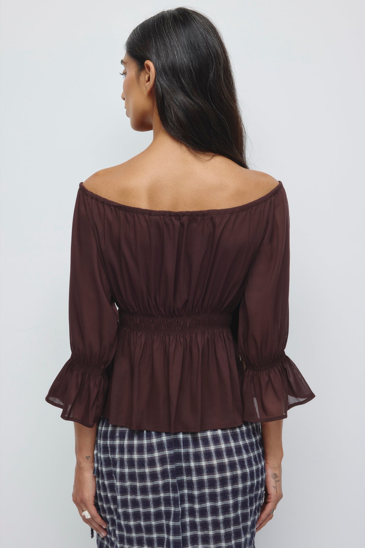 Zaina blouse froncée pour femme en prune chocolat