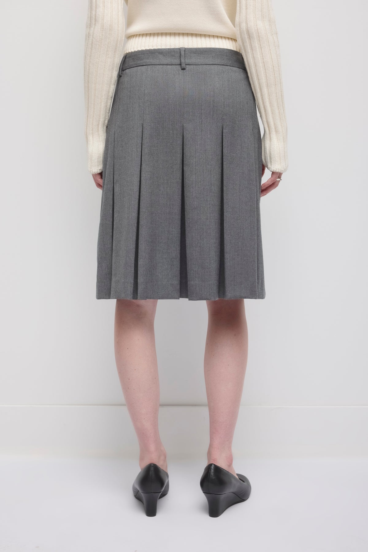 Women's Zaman Pleated Skirt in Charcoal Mix