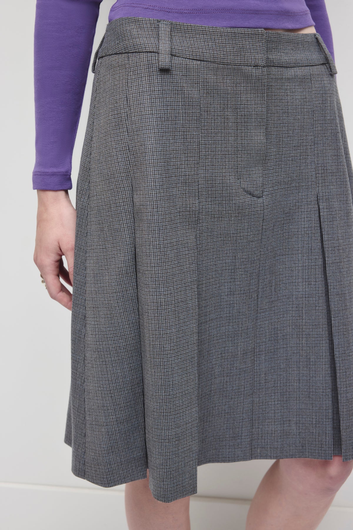 Women's Zaman Pleated Check Skirt in Thunderstorm Check