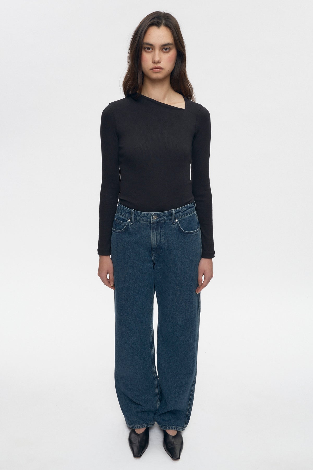 Women’s Asymmetric Neckline in Black