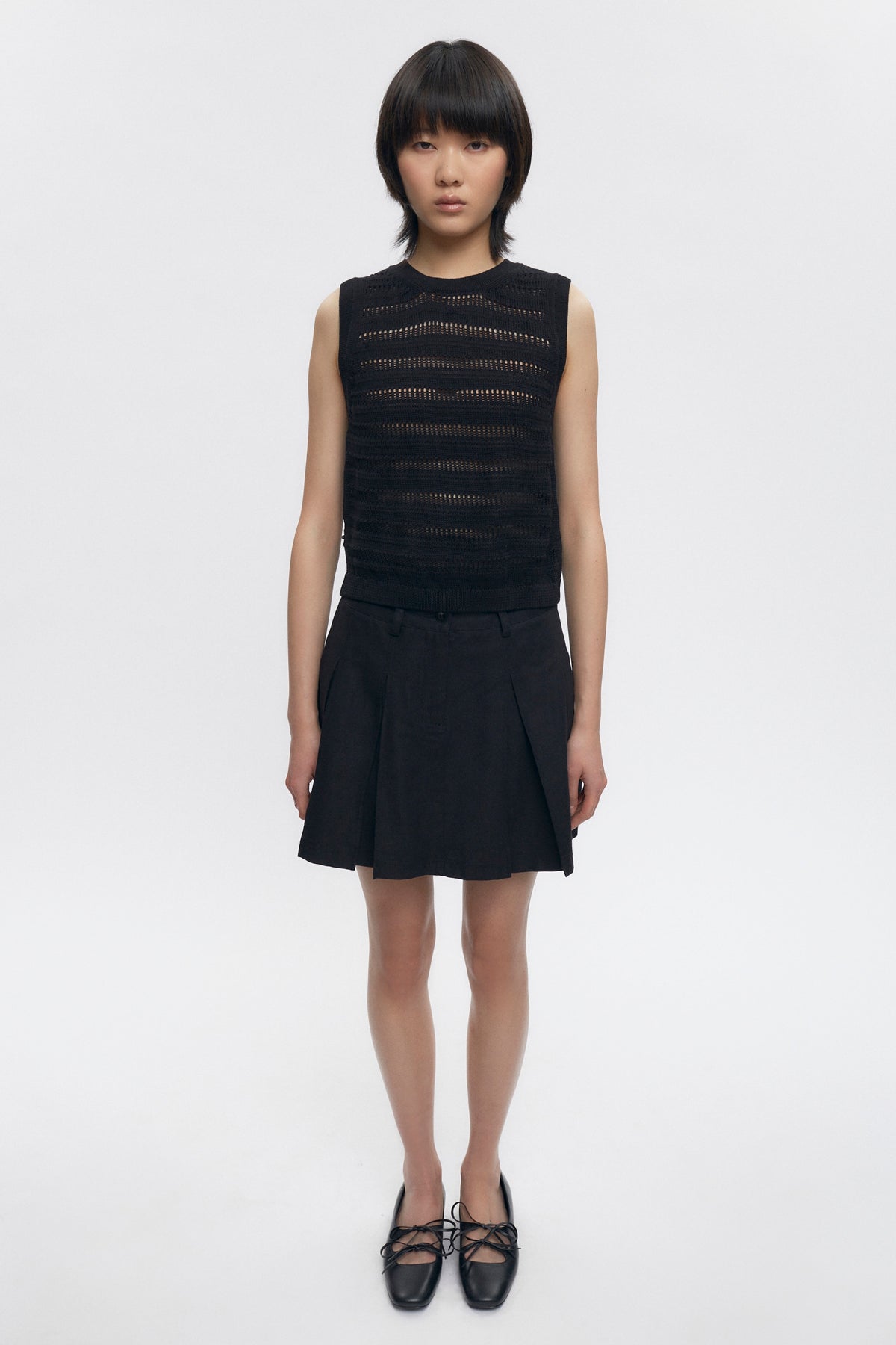 Women's Dendera Twill Pleated Mini in Black