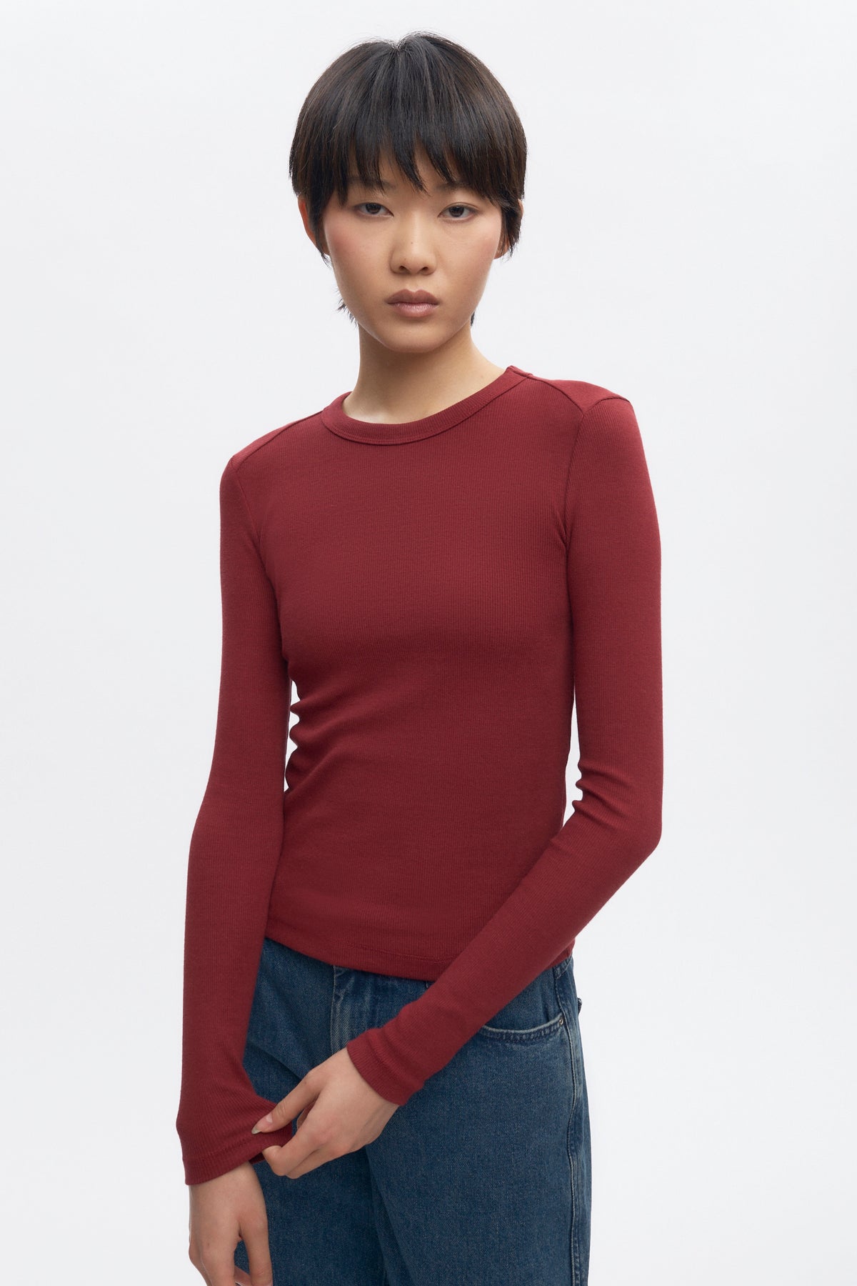 Women's Fitted Rib Longsleeve in Cabernet