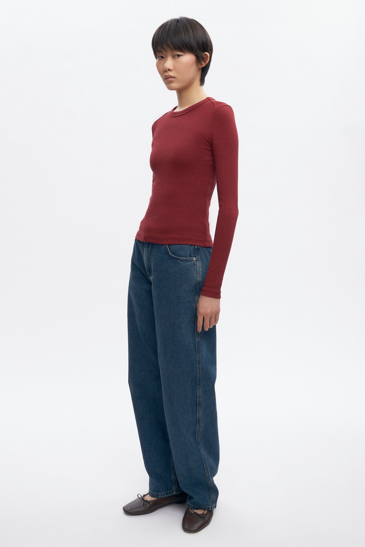 Women's Fitted Rib Longsleeve in Cabernet
