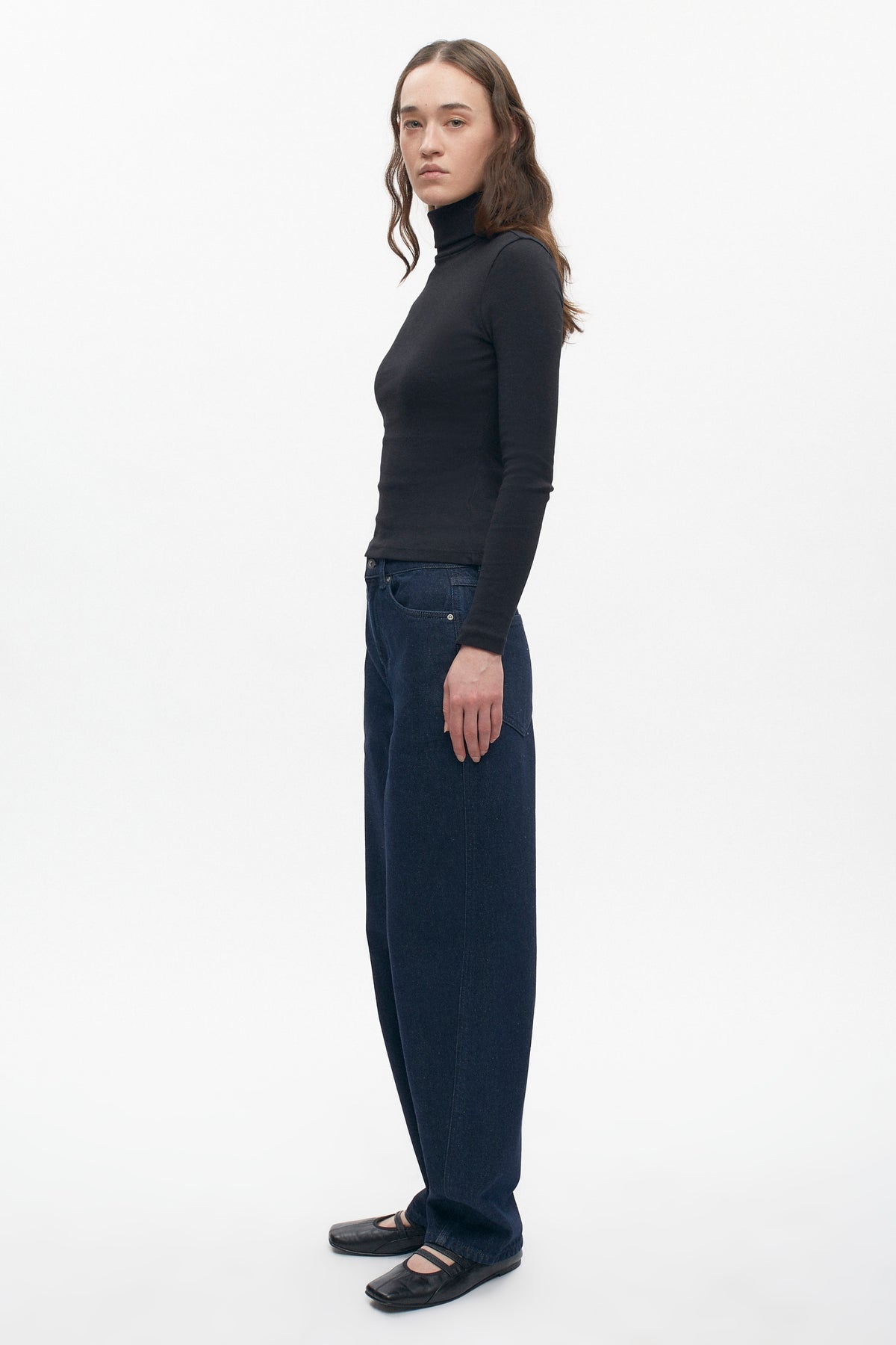Women's Fitted Turtleneck in Black
