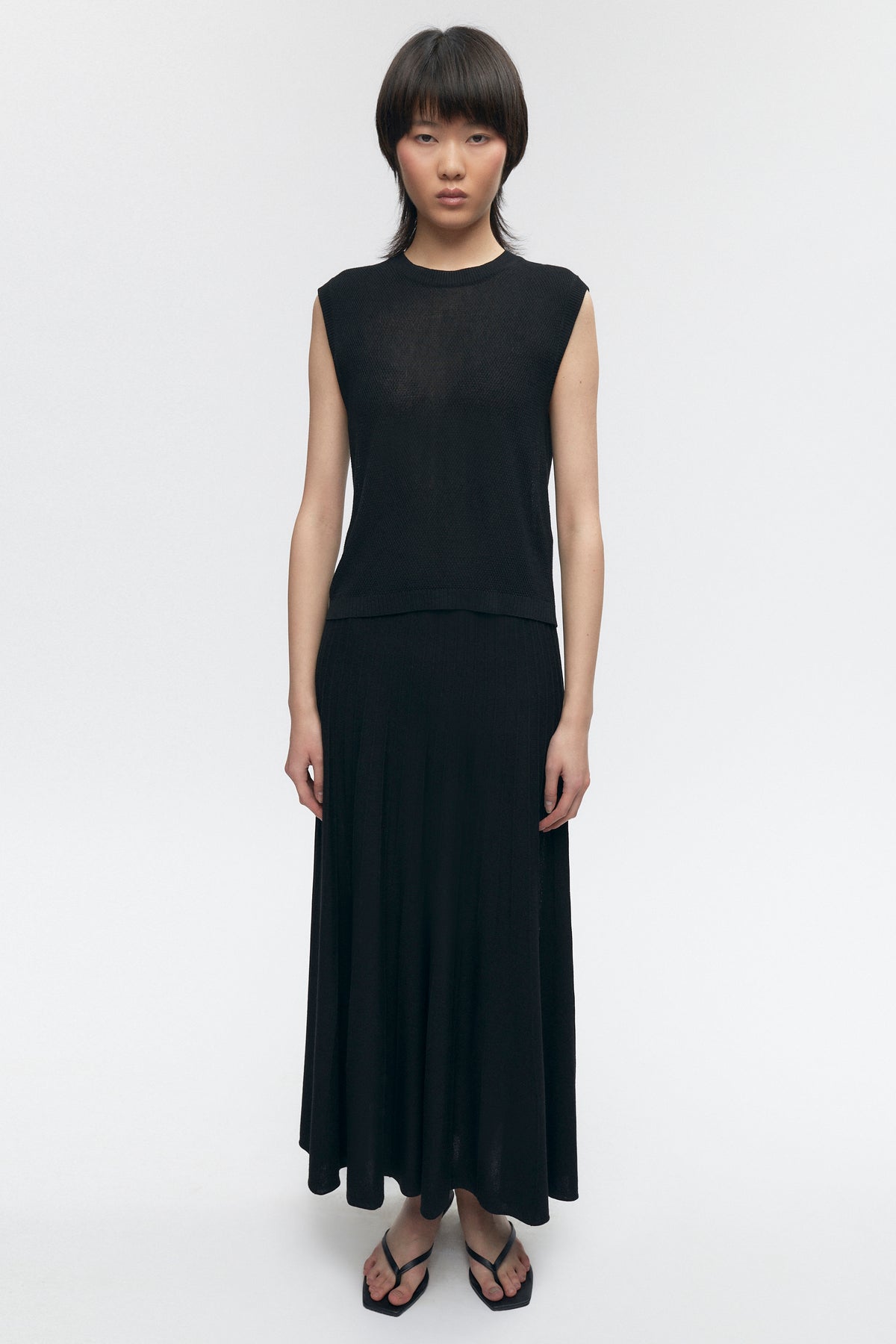 Women's Gezira Knit Skirt in Black
