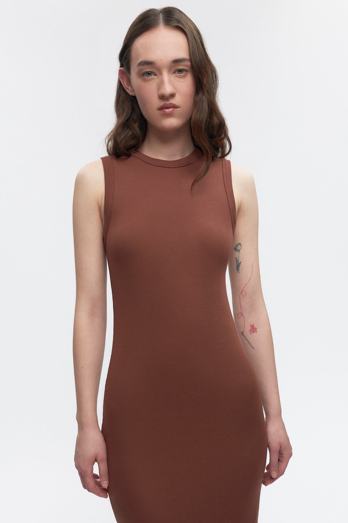 Robe midi à bretelles pour femmes en cappuccino