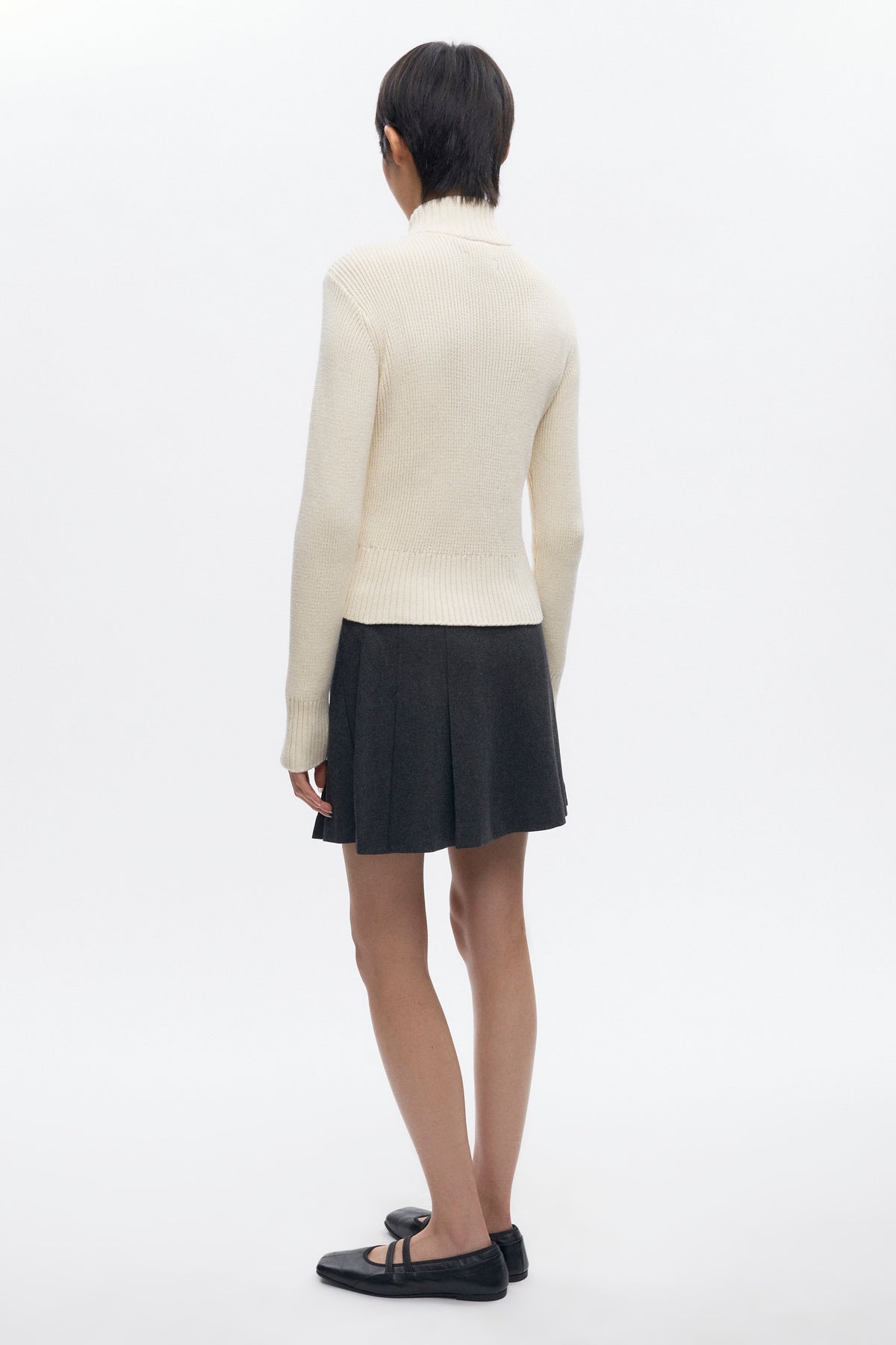 Women's Muna Pleated Mini Skirt in Charcoal