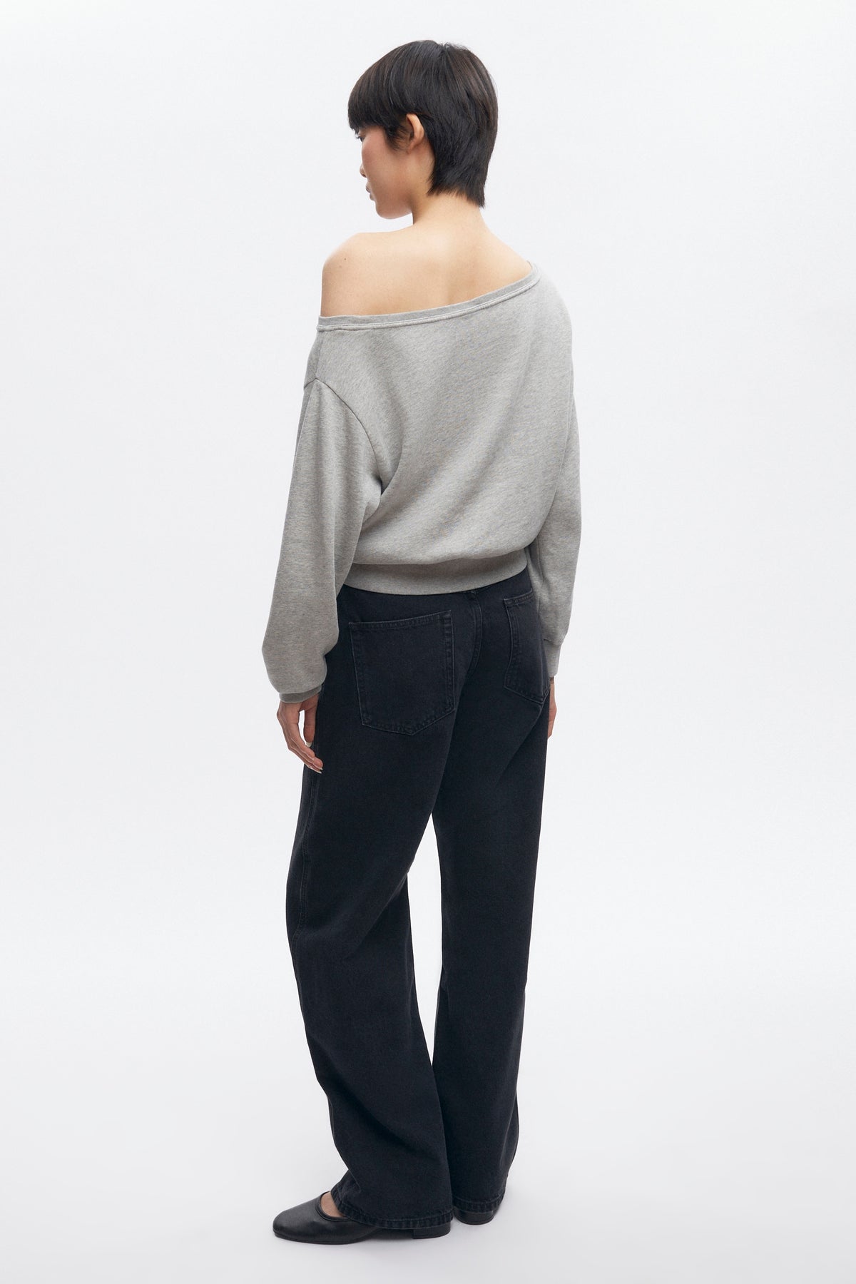 Women's Off Shoulder Sweatshirt in Heather Grey