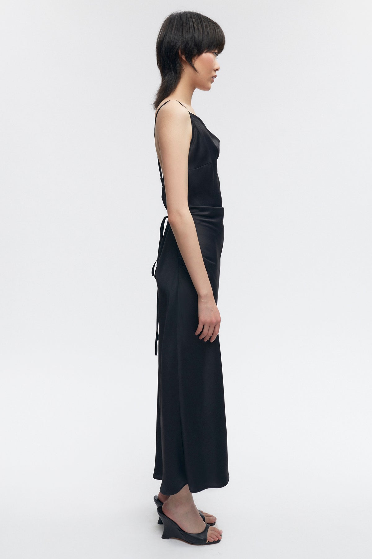 Robe Osiris pour femme en noir