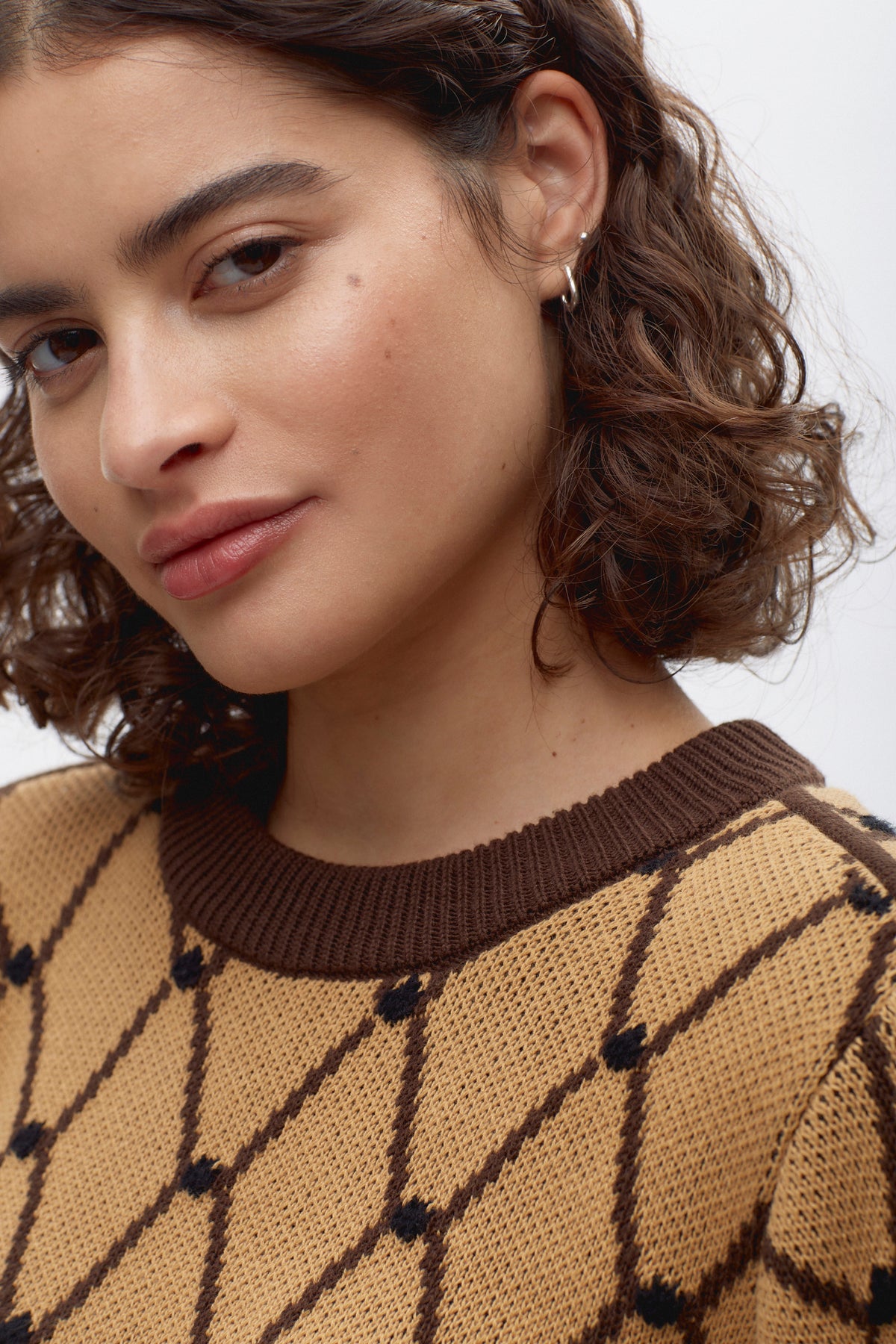 Women's Soad Sweater in Camel/Carafe/Black