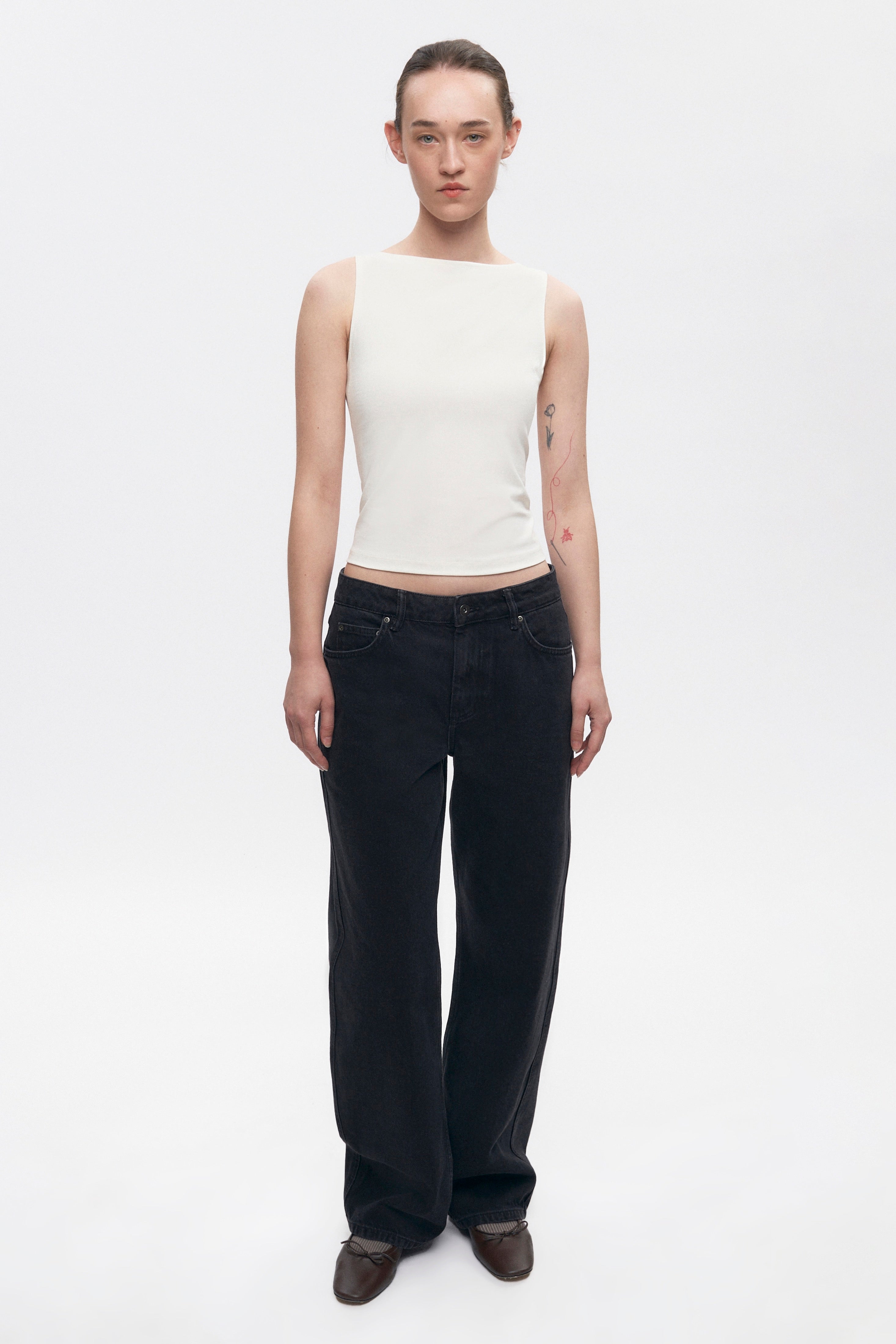 Women's Taba Denim in Washed Black