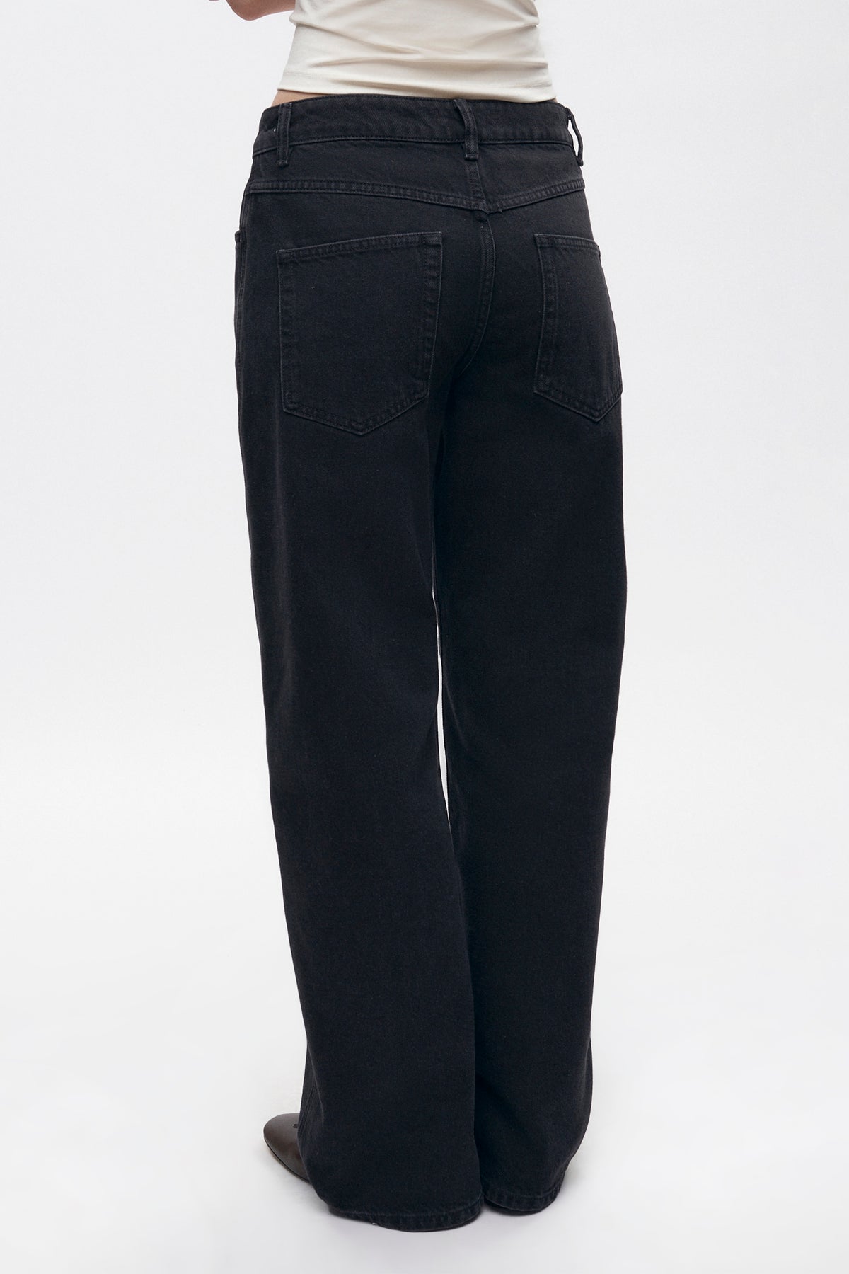 Women's Taba Denim in Washed Black