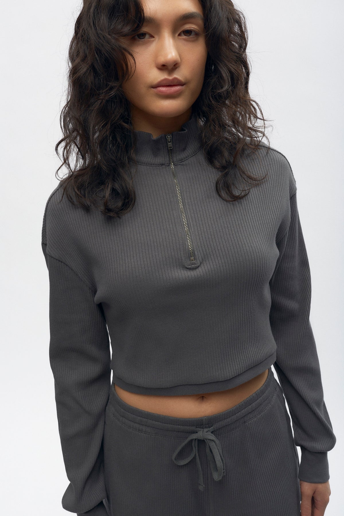 Women's Thebes Longsleeve in Beluga