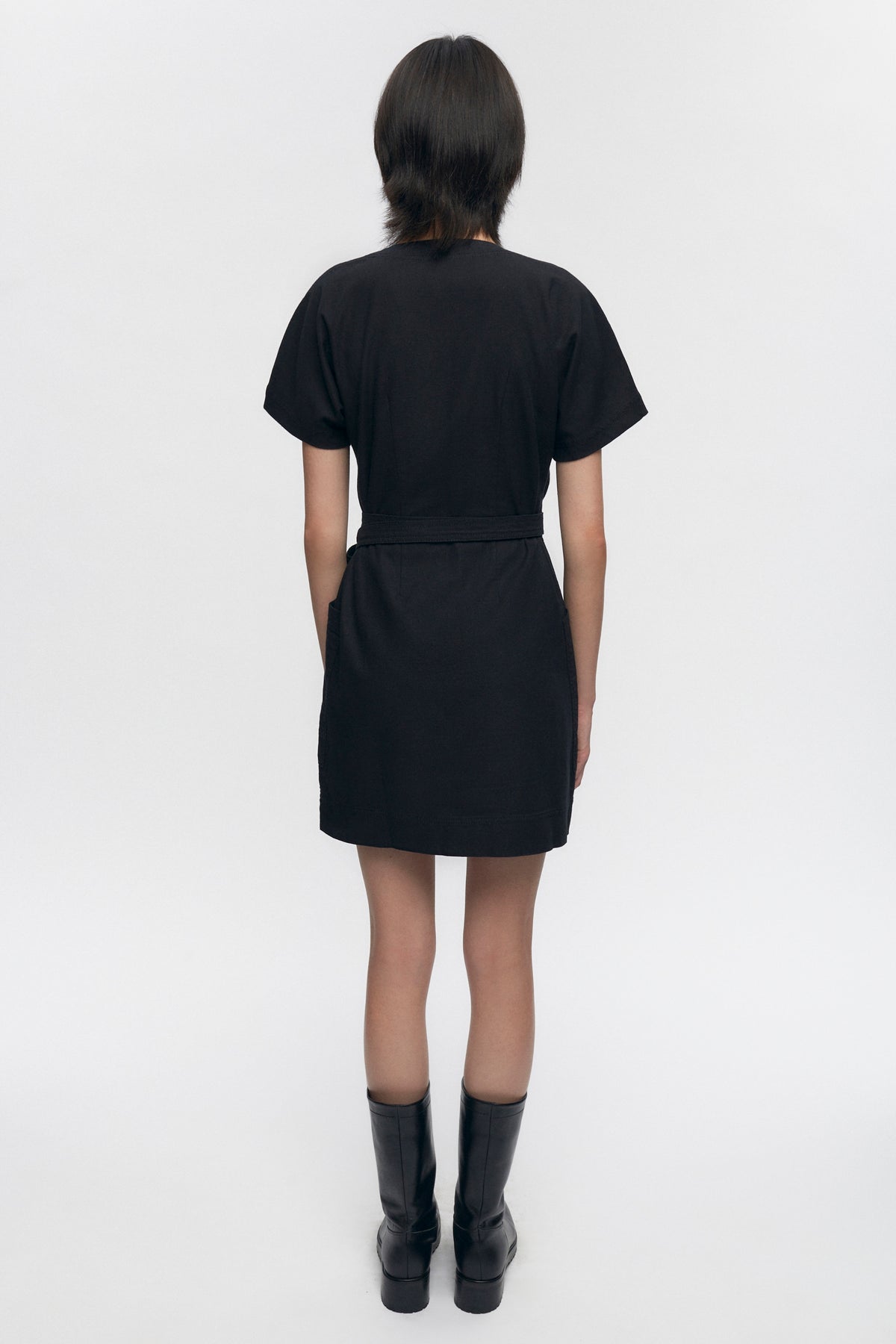 Robe portefeuille pour femmes en noir