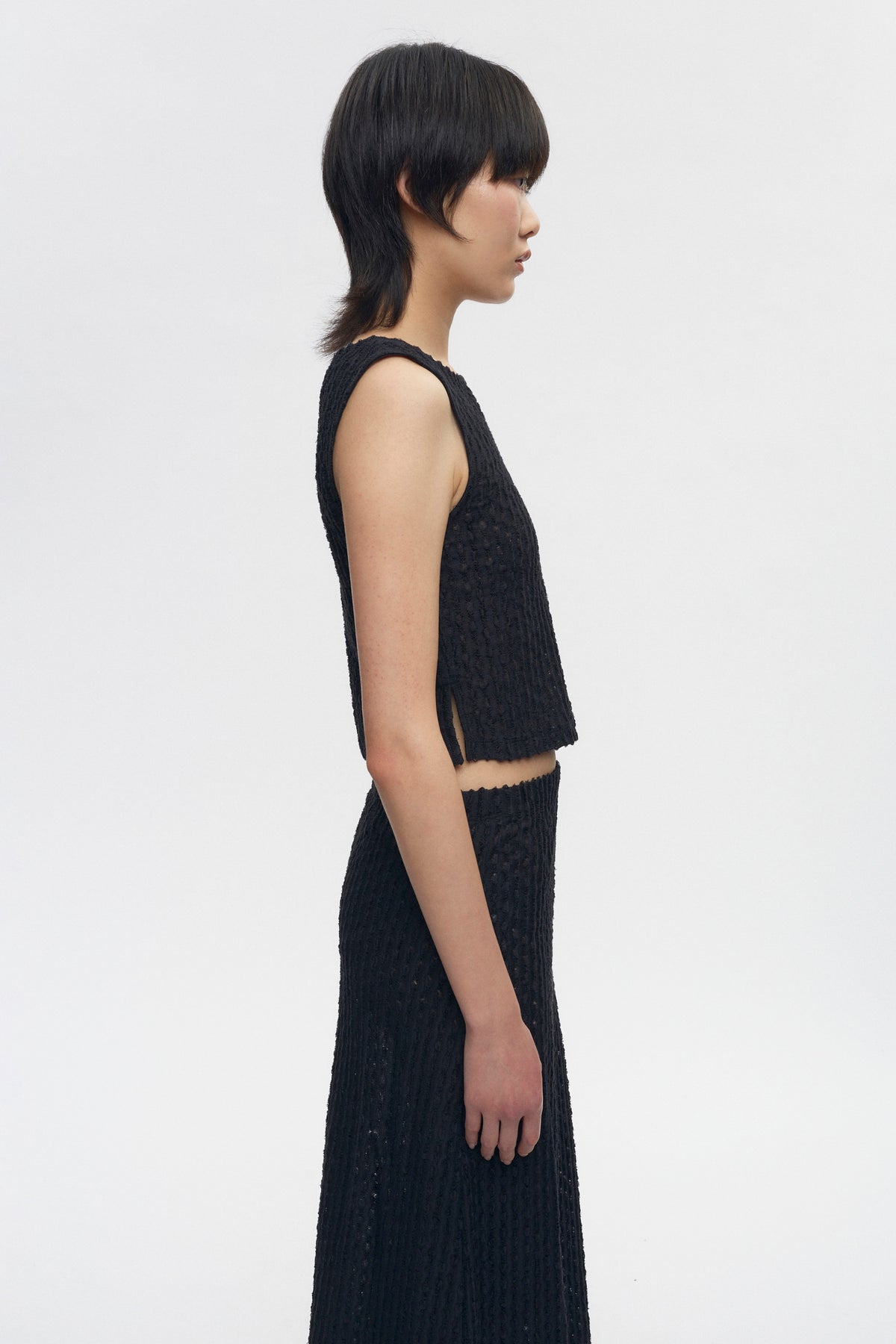 Women's Yasmina Boatneck Tank in Black