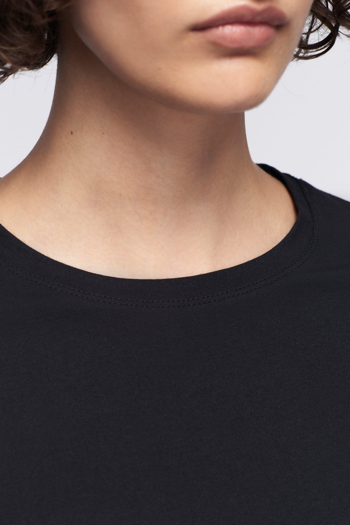 Women's Essential Crew in Black