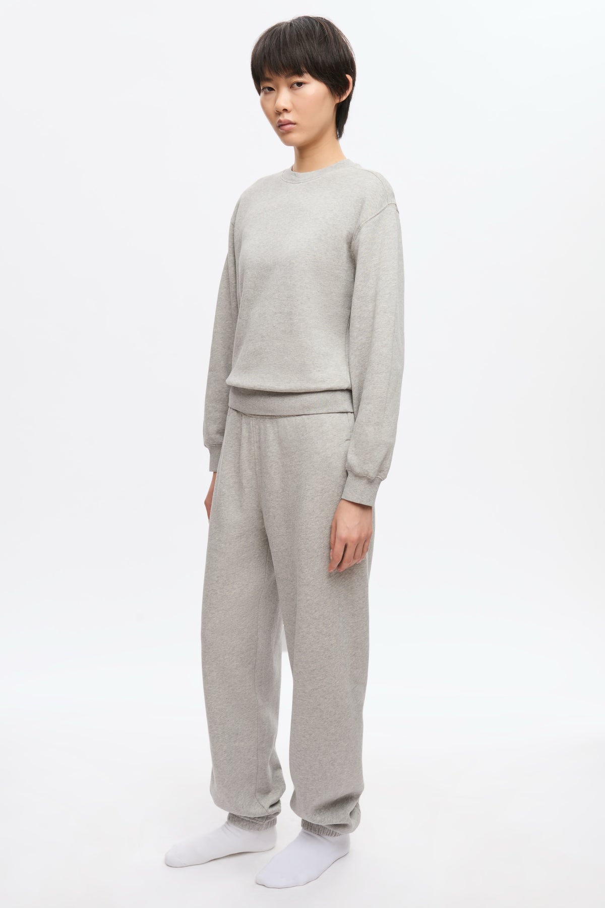 Women's Essential Sweatpant in Heather Grey