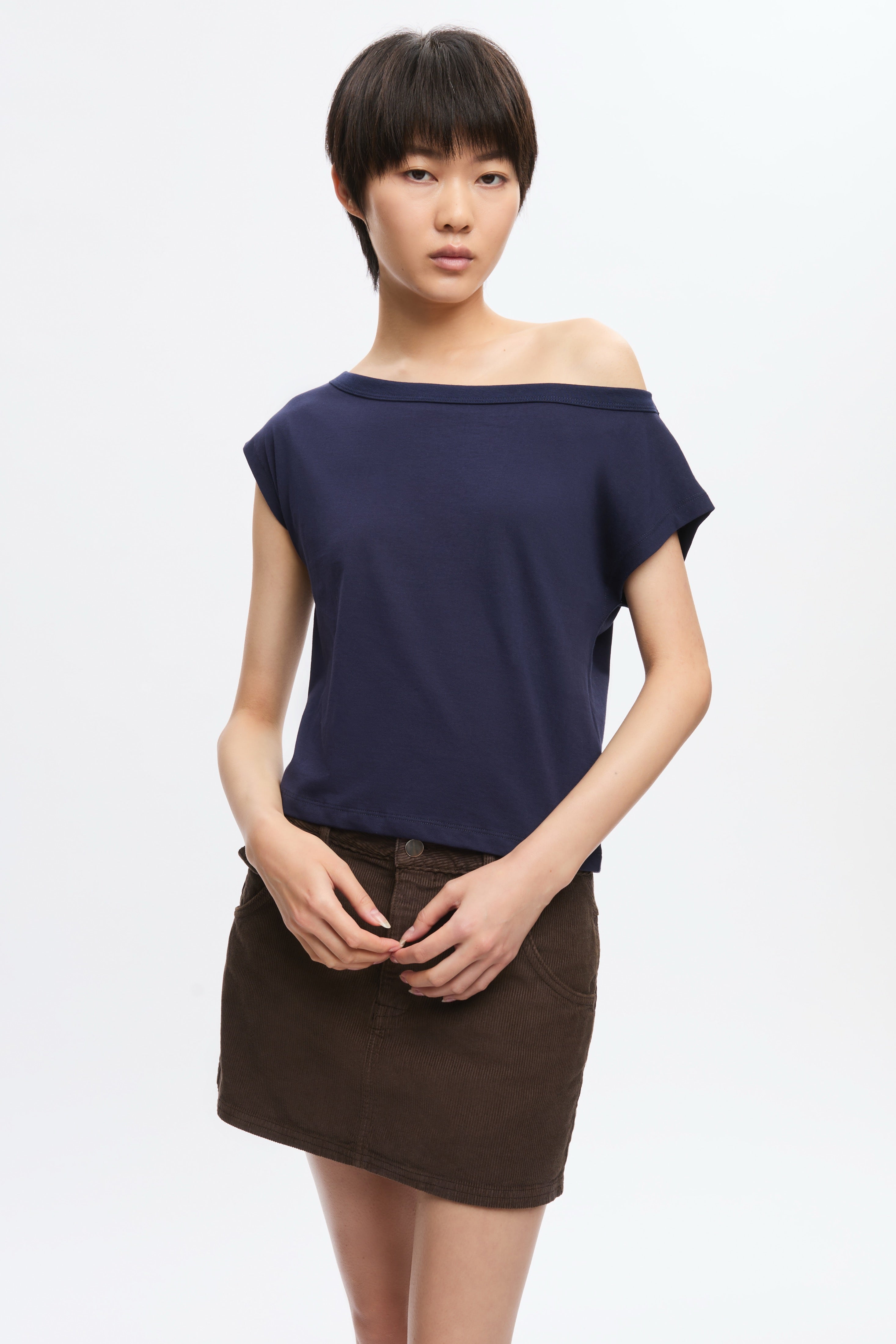 Tee-shirt à épaules dénudées pour femmes en midnight